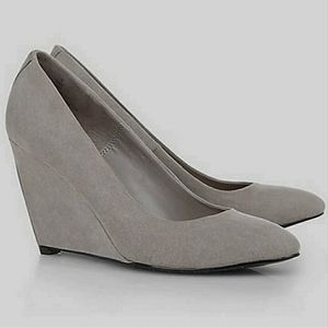 Express Gray Suede Wedge Pumps
